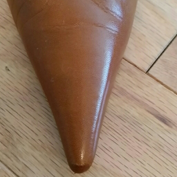 BrunoMagli Italian Brown Pointed Heels - Picture 3 of 4